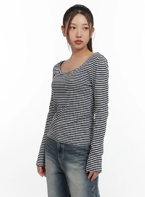 Cropped Women Long Sleeve Top to Pair with High - Waisted BottomsStriped Cotton U-Neck Long Sleeve Tee CN412