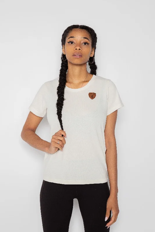 Crop Top Women T Shirt to Pair with High - Waisted BottomsAri Oatmeal Tee