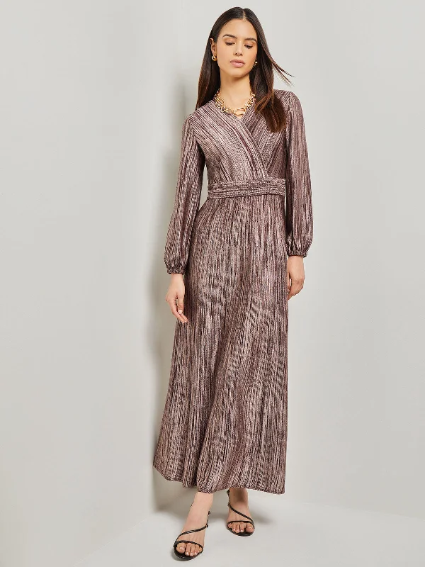 Ruffled Women Dress with Multiple Layers for a Playful and Girly StyleBishop Sleeve Jacquard Knit Maxi Dress