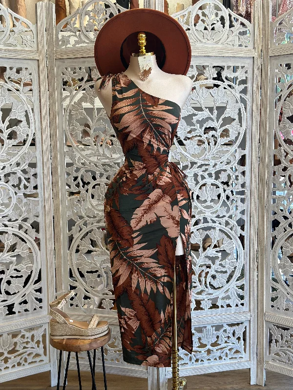 Backless Women Dress for a Sexy and Alluring Look at Evening EventsDark Green Leaf Pattern Cutout Dress - Estira, Stretchy