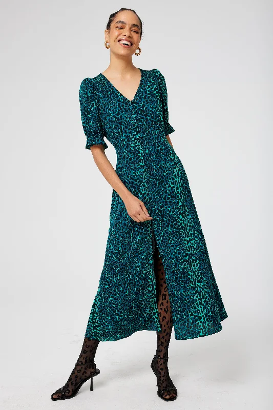 Empire Waist Women Dress to Accentuate the Bust and Conceal the WaistGreen with Black Wild Leopard Flute Sleeve Midi Tea Dress