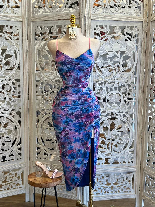 Halter Neck Women Dress to Show Off the Shoulders and NecklinePurple Floral Midi Ruched Dress- Estira, Stretchy