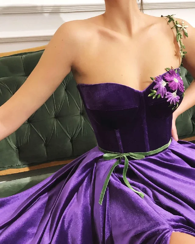 Halter Neck Women Dress to Show Off the Shoulders and NecklinePurple Duchess Gown