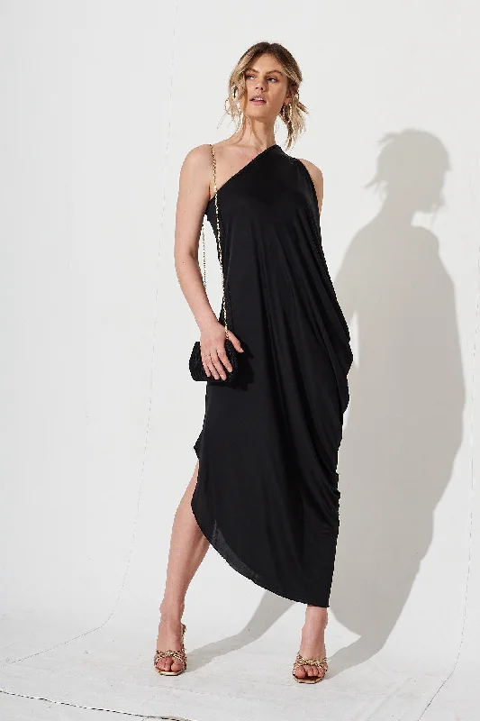 Ruffled Women Dress with Multiple Layers for a Playful and Girly StyleGoddess One Shoulder Maxi Dress in Black