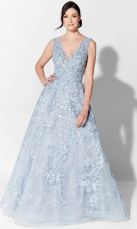 Ruffled Women Dress with Multiple Layers for a Playful and Girly StyleIvonne D 122D67 - Venice Lace Appliques Evening Gown