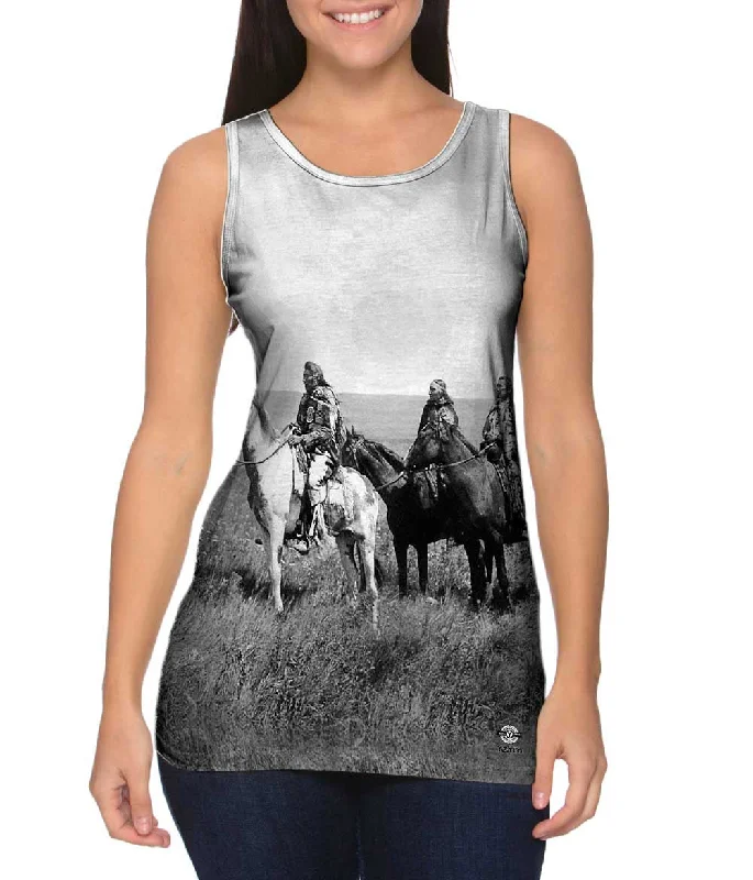 Women's Cropped Tank Tops with Vintage Band LogosThe Three Chiefs Piegan